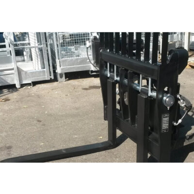 Floating Fork Carriage with Hydraulic Leveling